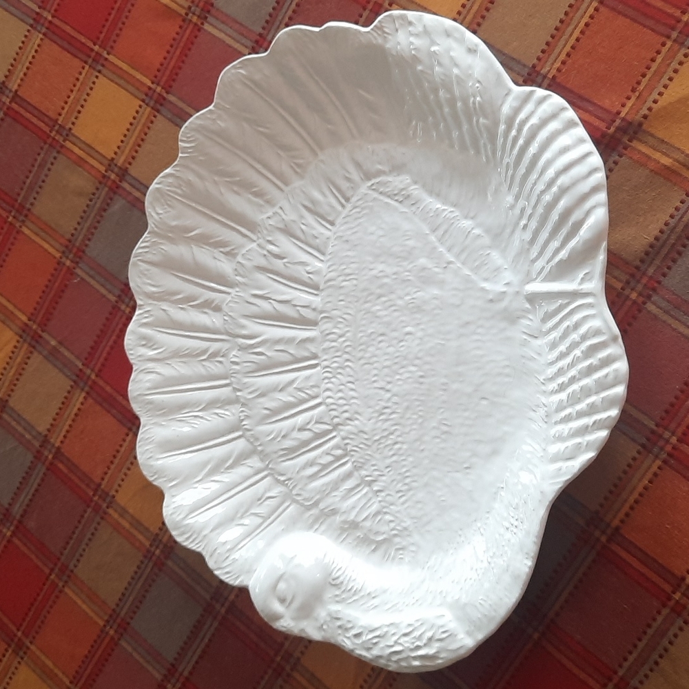 Huge Turkey platter...Portugal